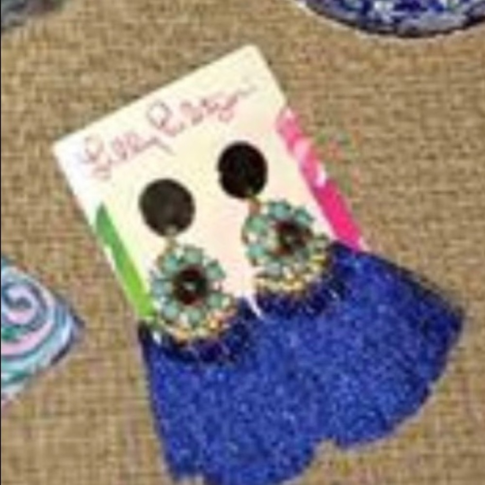 NWT Lilly Pulitzer GWP earrings